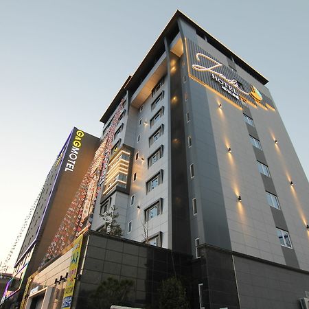 Jade Hotel Ilsan Ni Esterno foto